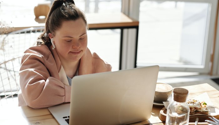 teenager using a laptop